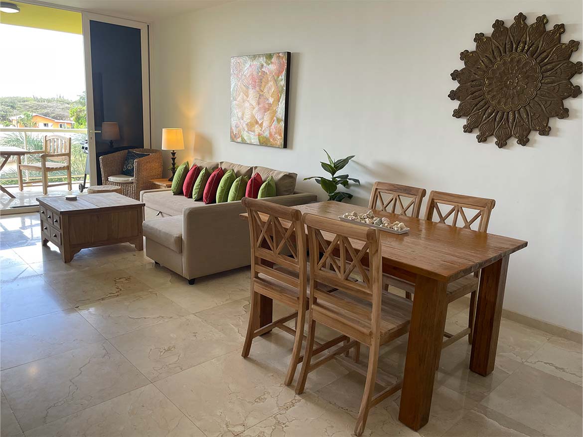 Condo Isla Bonita Dining Table