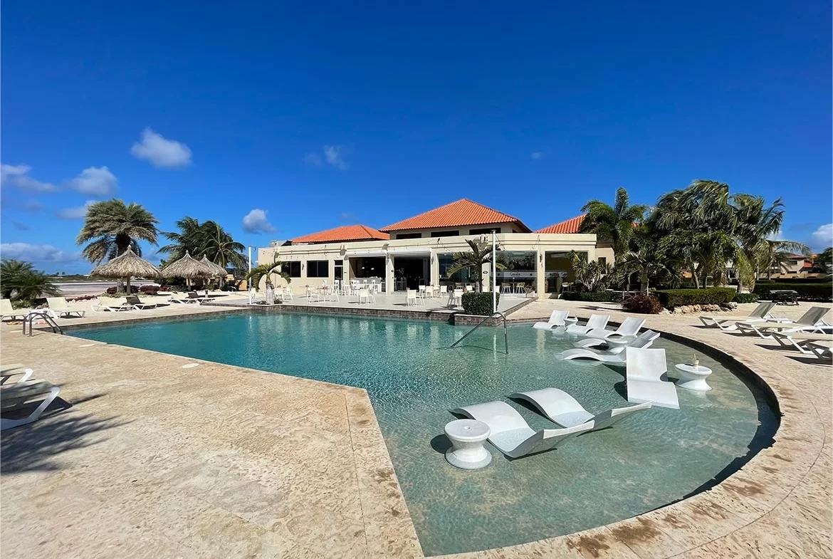 Gold Coast Gem Best Townhouse in Aruba