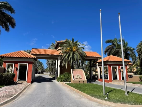 Gold Coast Gem Entry Gate