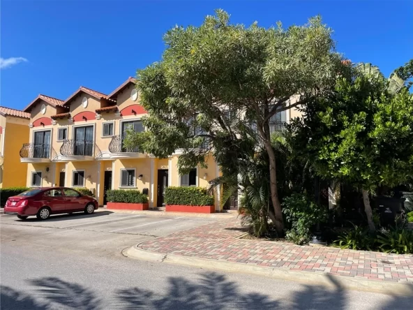 Gold Coast Gem Town House in Aruba