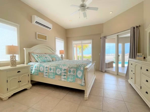 Ocean view bedroom Rentals in Aruba