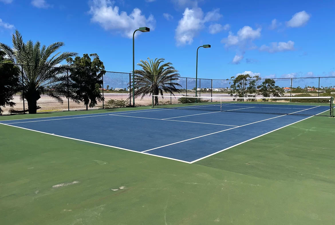 Tennis court Gold Coast Rentals in Aruba